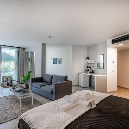 קלקן Payava Hotel By True Blue מראה חיצוני תמונה