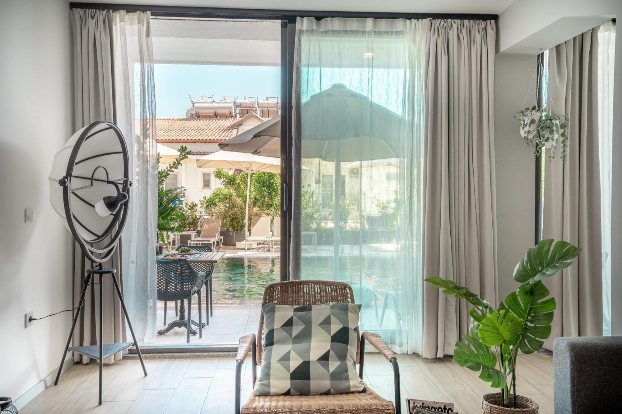קלקן Payava Hotel By True Blue מראה חיצוני תמונה