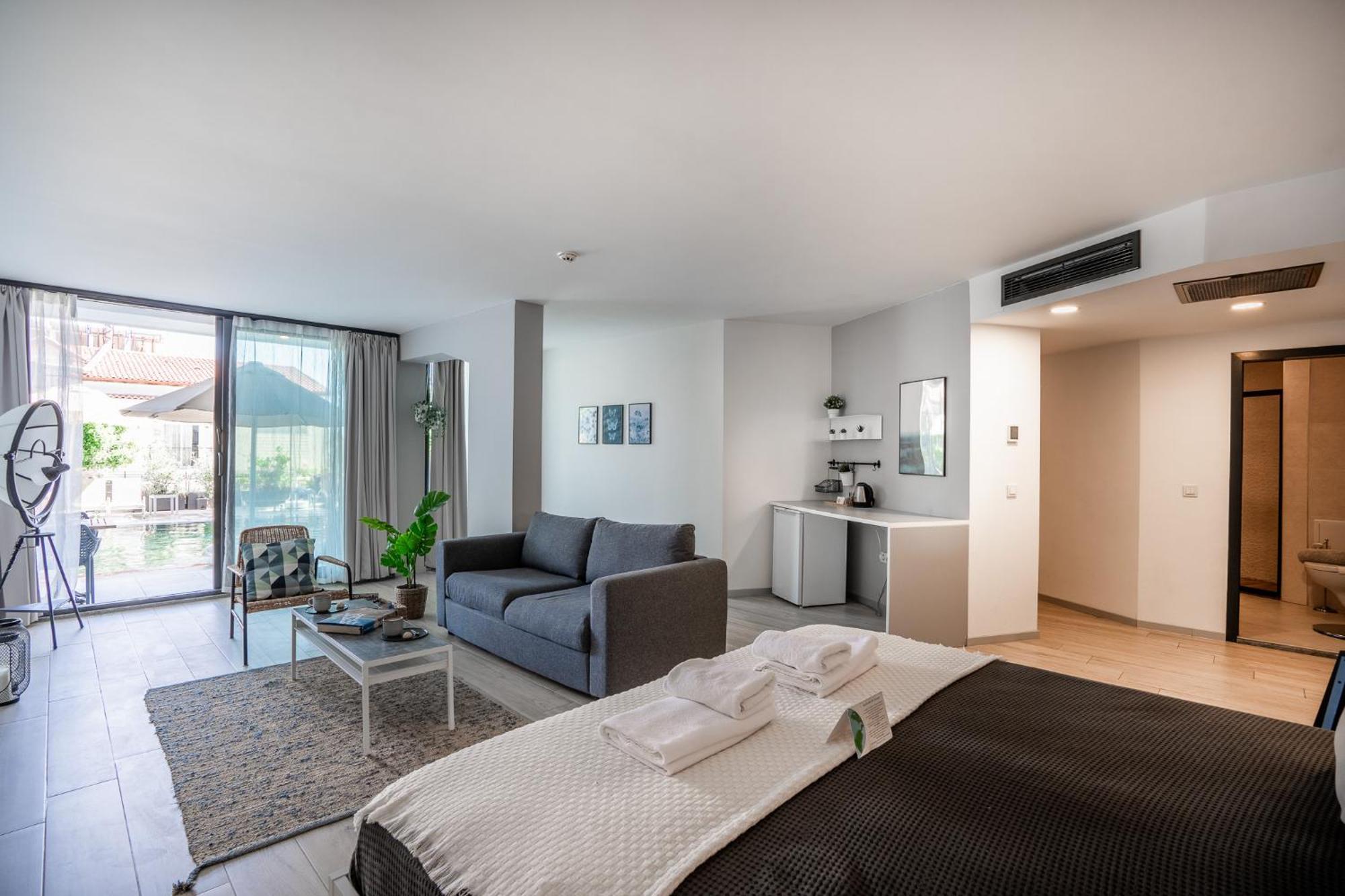 קלקן Payava Hotel By True Blue מראה חיצוני תמונה
